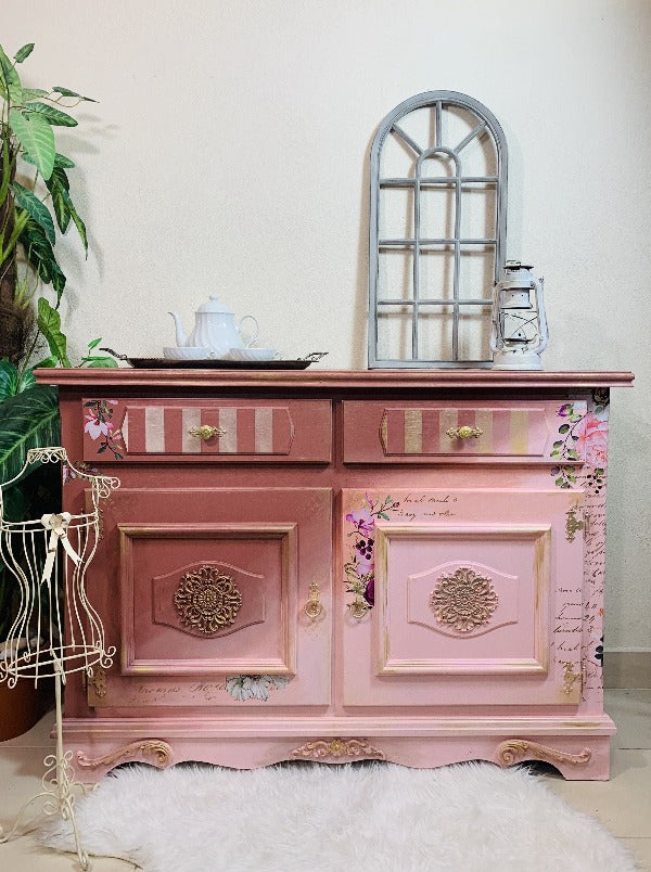 Kommode “Vintage Rose” - Lieblingsstücke mit Liebe gemacht